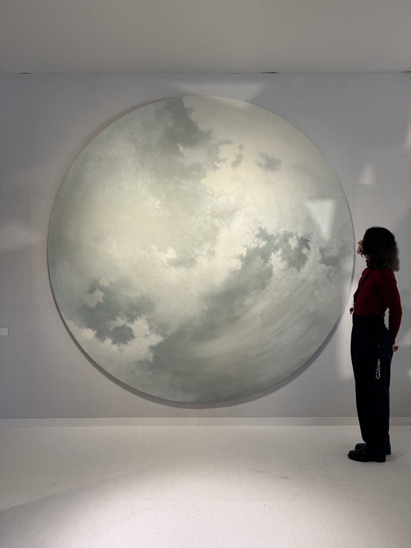 MOONSKY, peinture sur toile, diamètre 2.60m, prix sur demande.